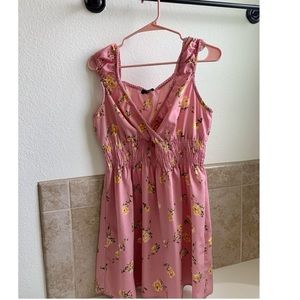 Size XL (fits  more like a large) floral dress